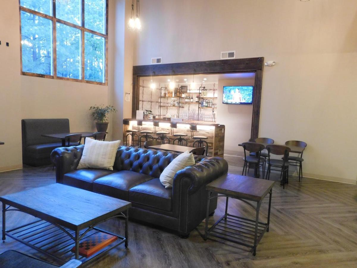 Greentree Inn & Suites Pinetop Экстерьер фото