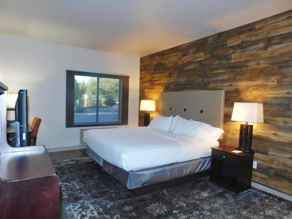 Greentree Inn & Suites Pinetop Экстерьер фото